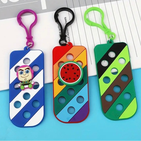 🆕 3ct Charms & 1 Keychain Charm Holder - Color &  Charms Random - Picture 1 of 12